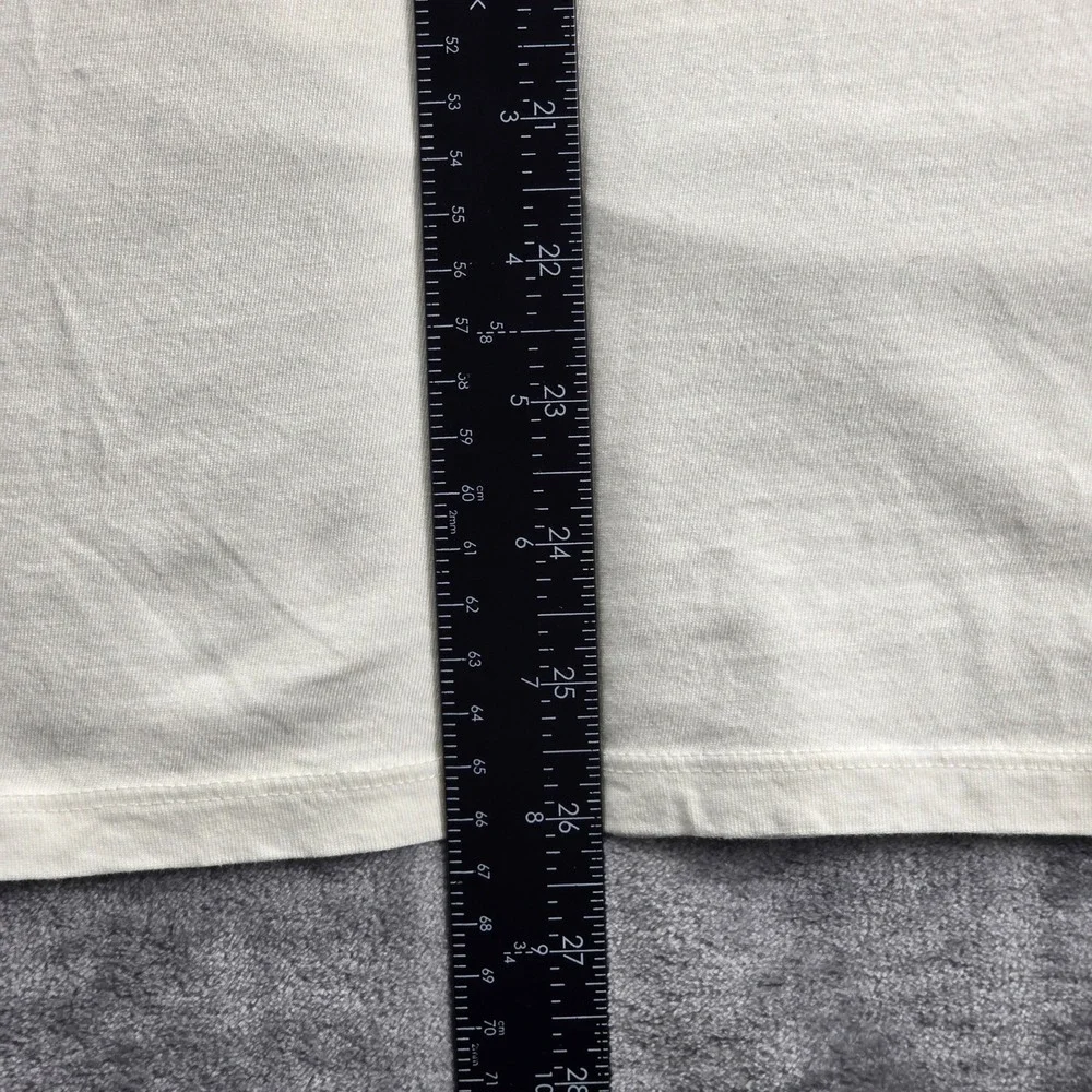 Guess T-Shirt Mens XL White‎ Embossed Grid Graphic Los Angeles Cotton Tee - Picture 7 of 8